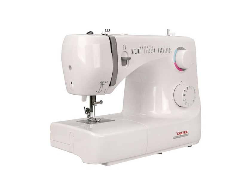 Швейная машина Chayka New Wave 735