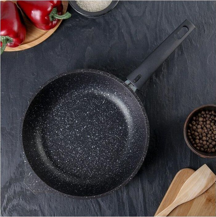 Сковорода Kukmara смт246а