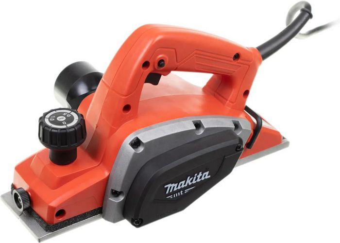 Рубанок Makita MT M1902