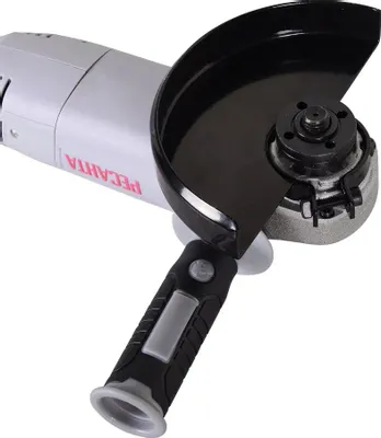 Угловая шлифмашина Ресанта УШМ-150/1300