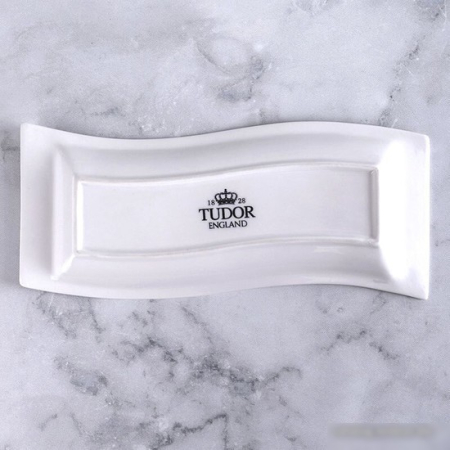 Блюдо Tudor England TU0162